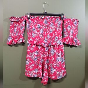 American Eagle Outfitters Women’s Floral Off-Shoulder Romper – Flowy & Stylish